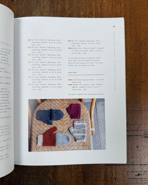 Crochet Hats and Mittens for Everyone by Sascha Blase Van Wagtendonk