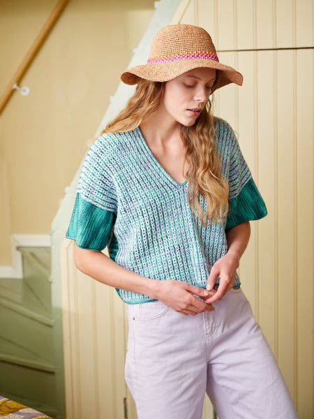 Let's Crochet! by Laine