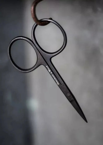 Wide Bow Scissors